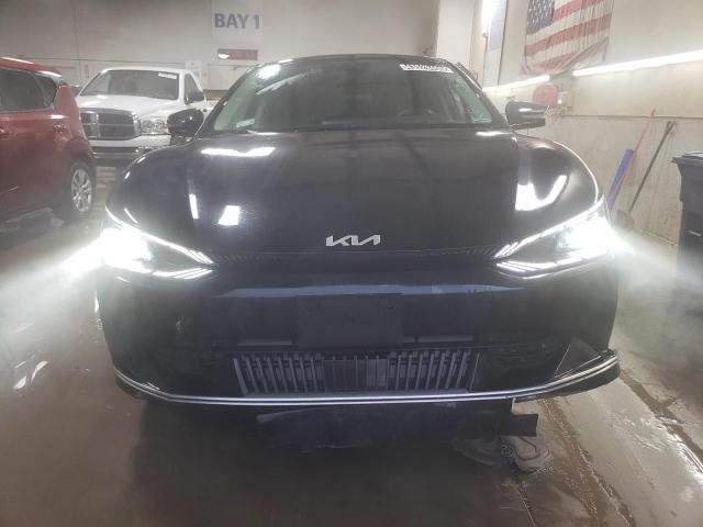 2023 KIA EV6 Light