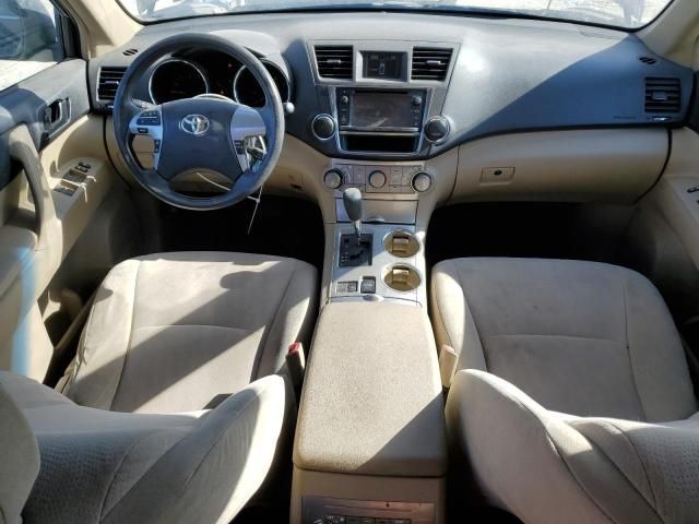 2013 Toyota Highlander Base