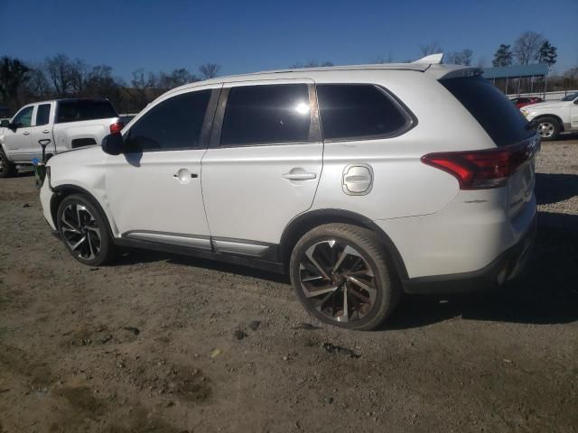 2020 Mitsubishi Outlander SE