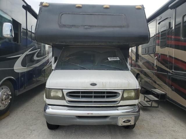 2001 Jaycee 2001 Ford Econoline E450 Super Duty Cutaway Van