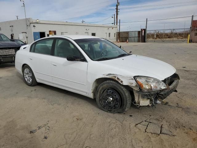 2002 Nissan Altima Base