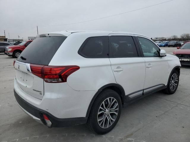 2016 Mitsubishi Outlander SE