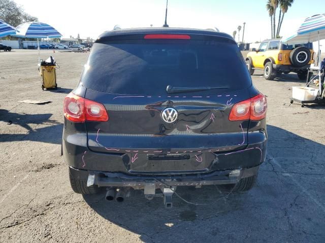 2010 Volkswagen Tiguan SE