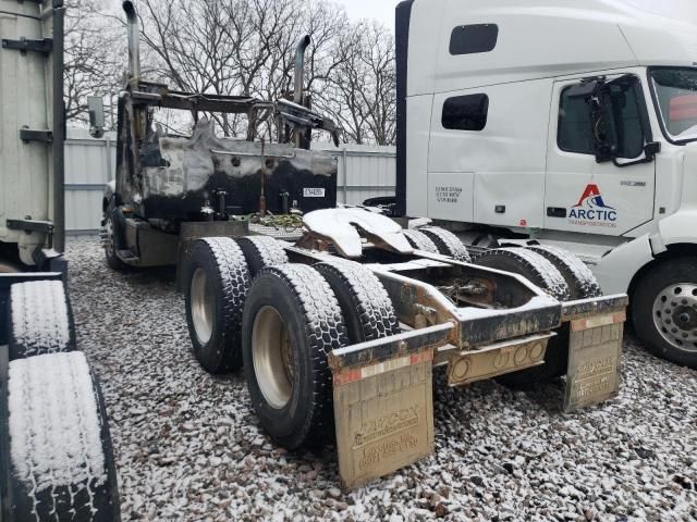 2012 Peterbilt 386