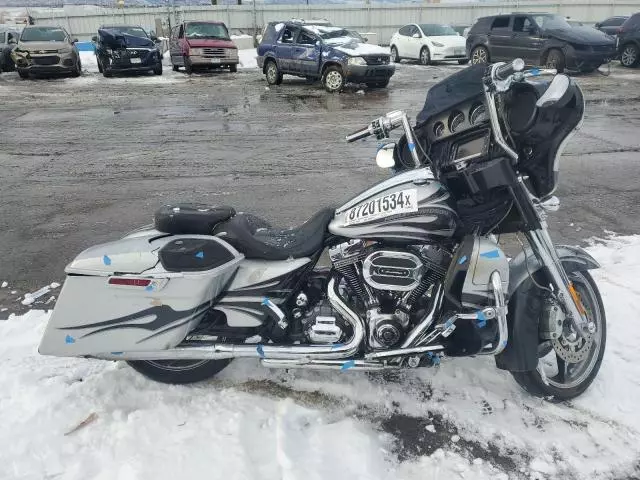 2015 Harley-Davidson Flhxse CVO Street Glide