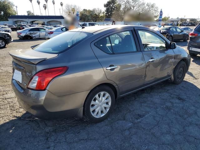 2013 Nissan Versa S