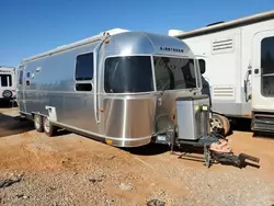 Salvage trucks for sale at Oklahoma City, OK auction: 2014 Airstream Flyincloud