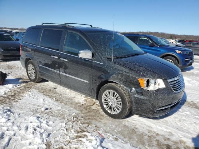 2015 Chrysler Town & Country Touring L