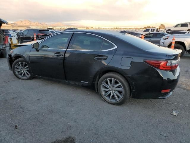 2016 Lexus ES 300H