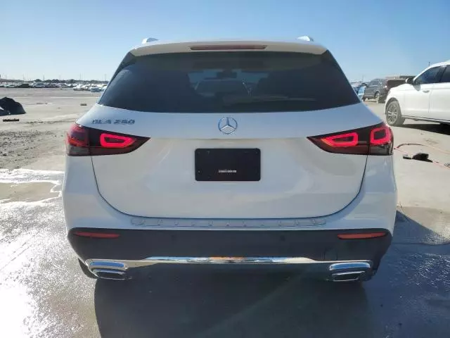 2022 Mercedes-Benz GLA 250