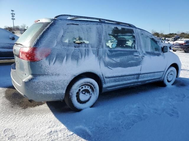 2007 Toyota Sienna CE