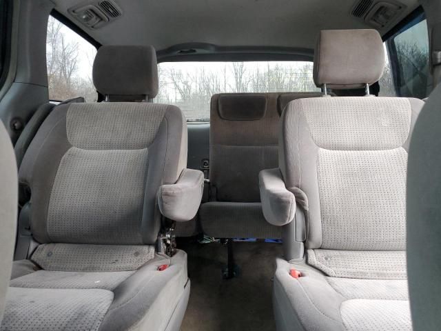 2007 Toyota Sienna CE