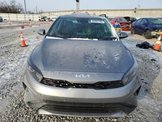 2023 KIA Forte LX