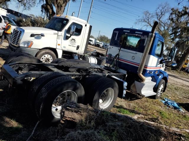 2018 Peterbilt 579