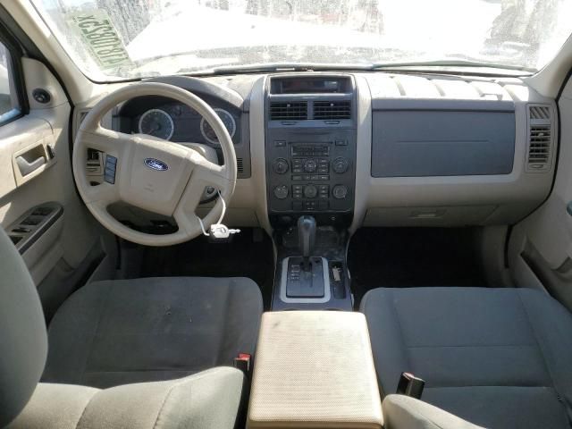 2010 Ford Escape XLS