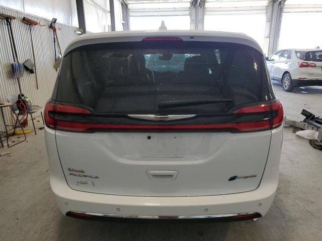 2022 Chrysler Pacifica Hybrid Limited