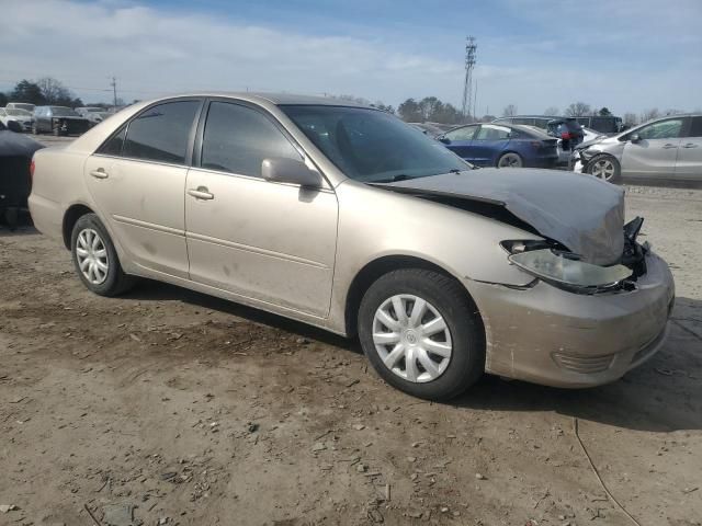 2005 Toyota Camry LE