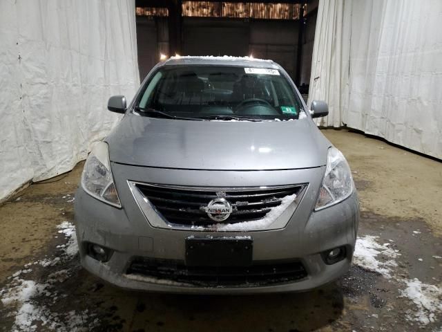 2013 Nissan Versa S