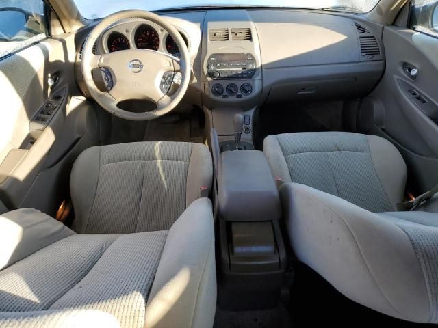 2002 Nissan Altima Base