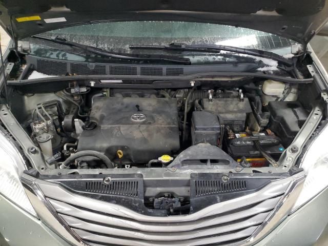 2011 Toyota Sienna XLE