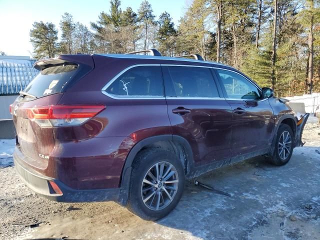 2019 Toyota Highlander SE