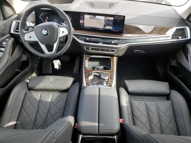 2025 BMW X7 XDRIVE40I