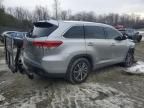 2017 Toyota Highlander SE