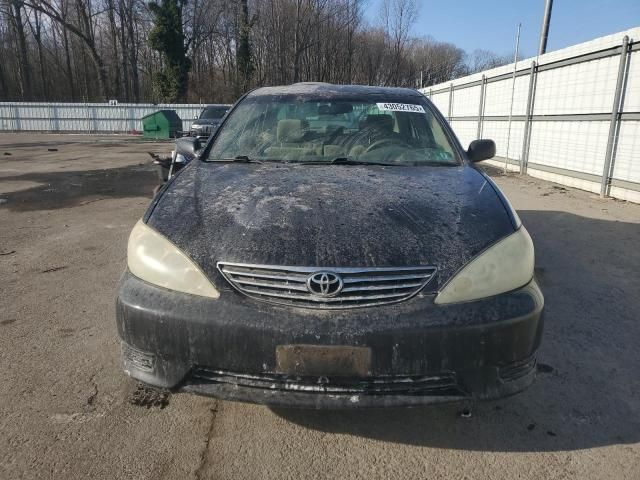 2005 Toyota Camry LE