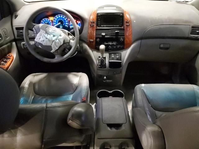 2006 Toyota Sienna XLE