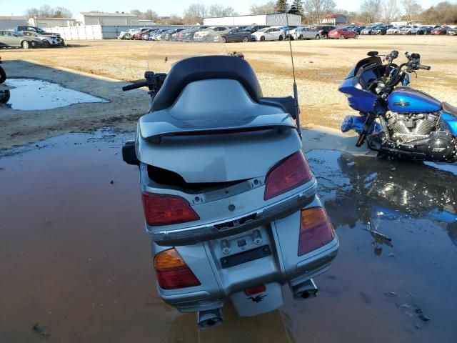 2003 Honda GL1800