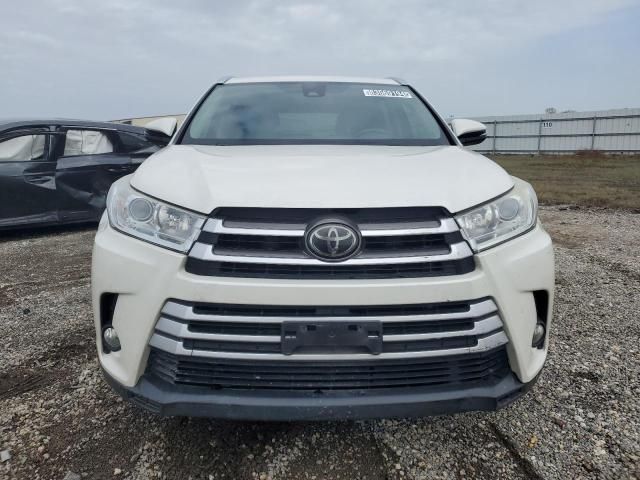 2019 Toyota Highlander SE