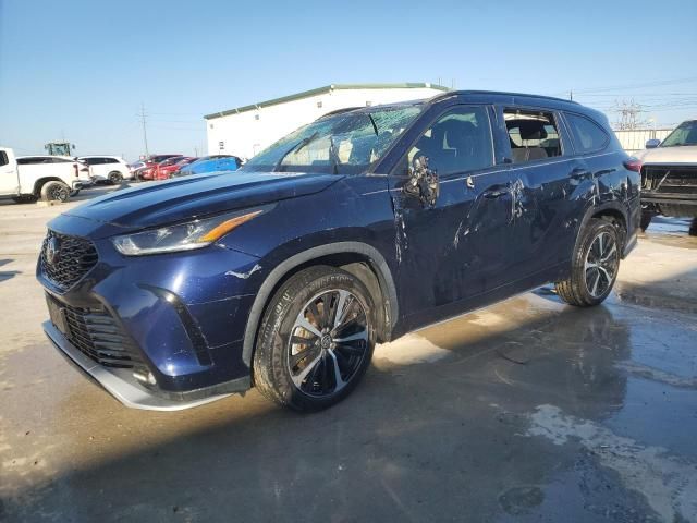 2021 Toyota Highlander XSE