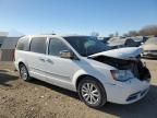 2015 Chrysler Town & Country Limited Platinum