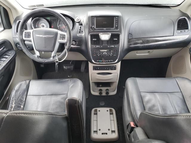 2012 Chrysler Town & Country