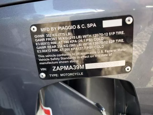 2022 Vespa GTS 300