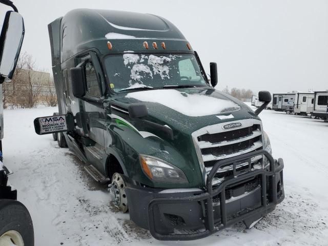 2021 Freightliner Cascadia 126