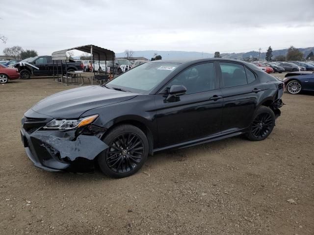 2020 Toyota Camry SE