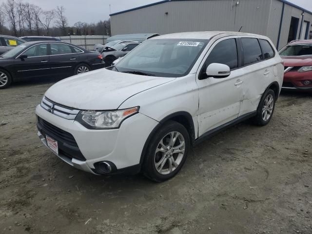 2015 Mitsubishi Outlander SE