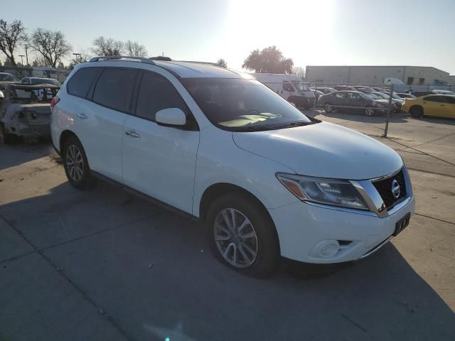 2016 Nissan Pathfinder S