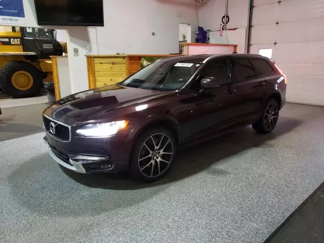 2018 Volvo V90 Cross Country T6 Inscription