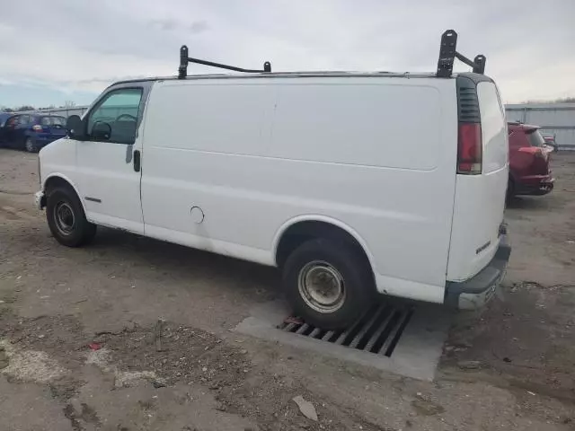 2000 Chevrolet Express G2500