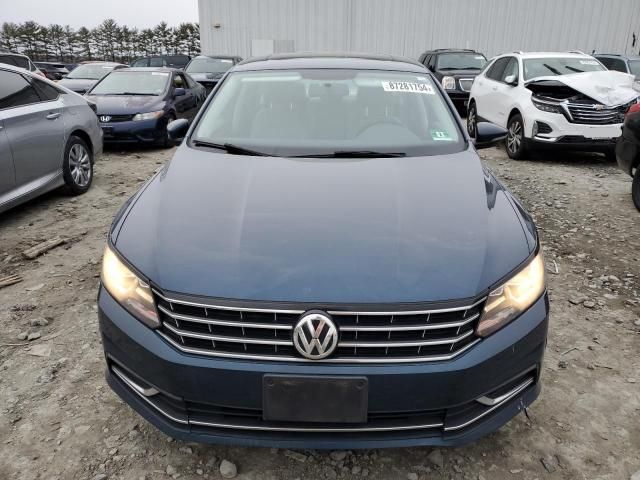 2018 Volkswagen Passat SE