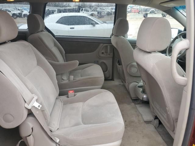 2007 Toyota Sienna CE