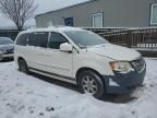 2010 Chrysler Town & Country Touring