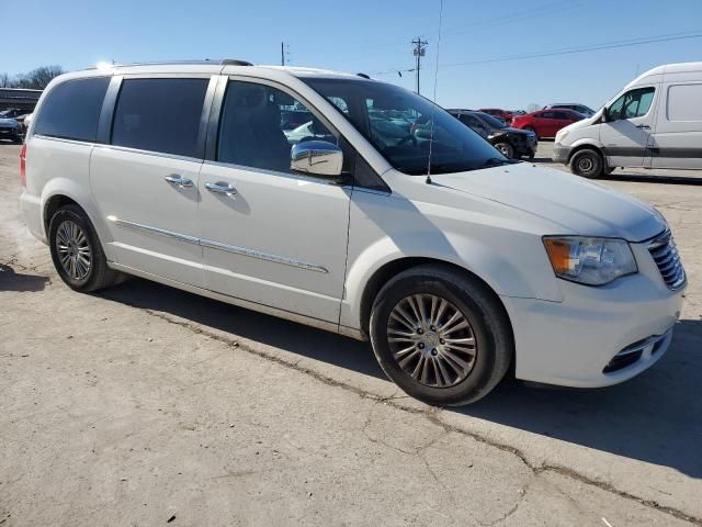 2011 Chrysler Town & Country Limited