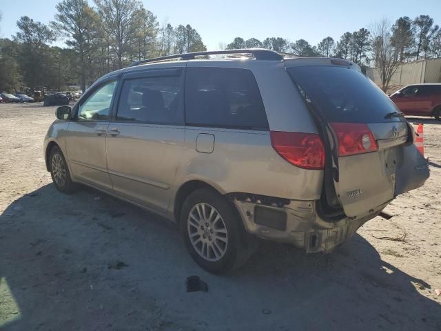 2008 Toyota Sienna XLE