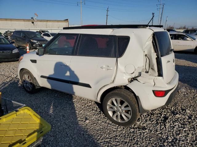 2013 KIA Soul +