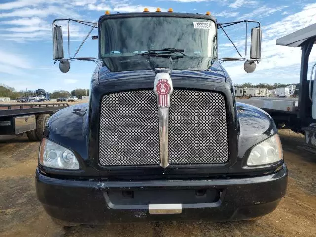 2019 Kenworth Construction T270