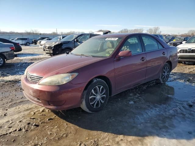 2005 Toyota Camry LE