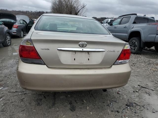 2005 Toyota Camry LE